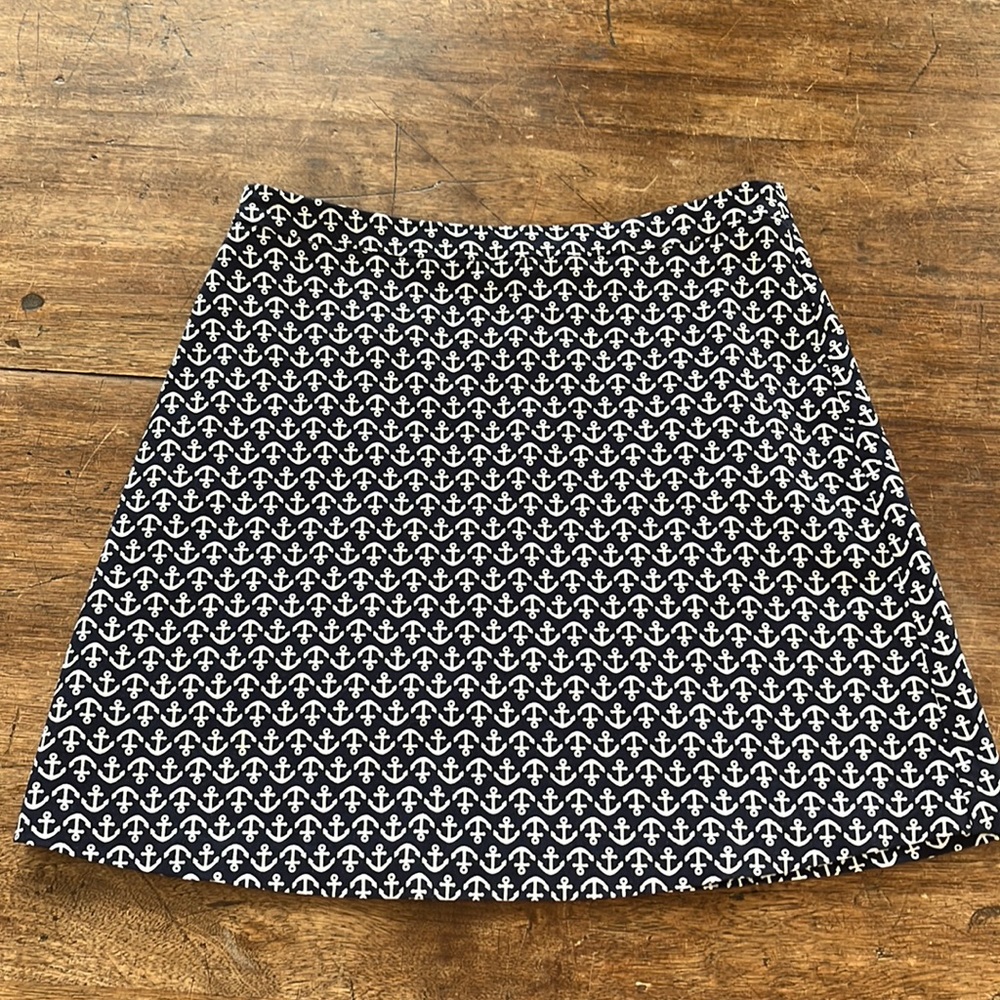 MARGARET M Anchor Print Skirt. Barely worn. Size M Petite.